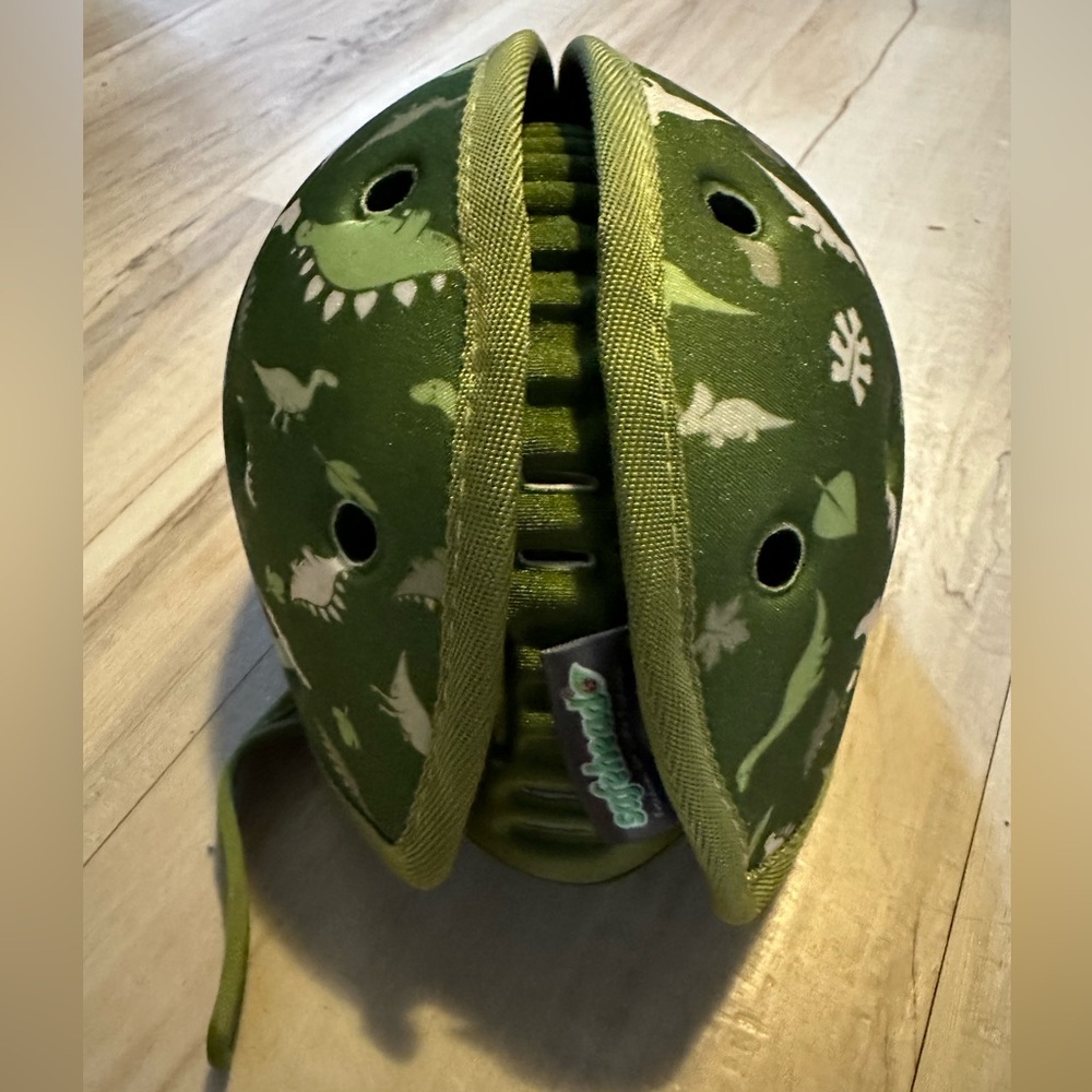 Green Dinosaur-Themed Baby Helmet